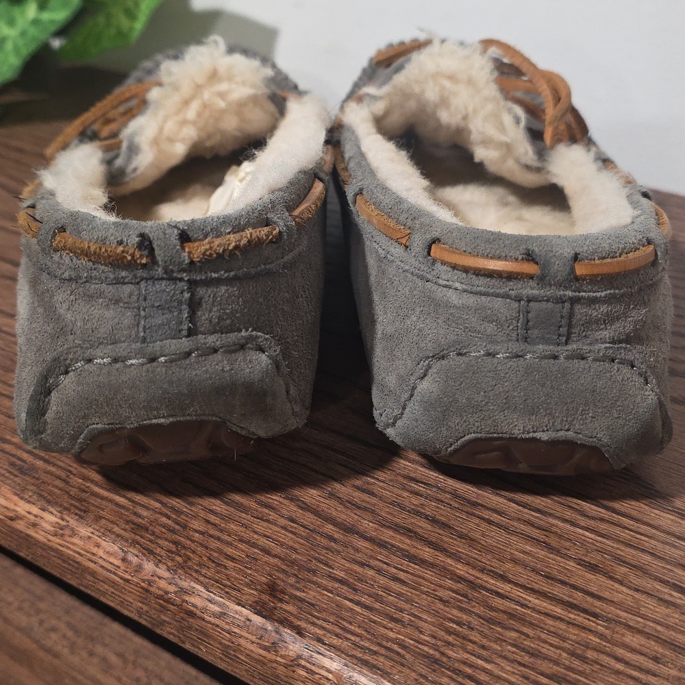 UGG Gray Suede Shearling Mocassins Womens 8 - Picture 2 of 7